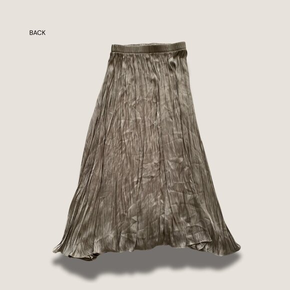 High-Waist Flowy Maxi Skirt - Picture 4 of 4